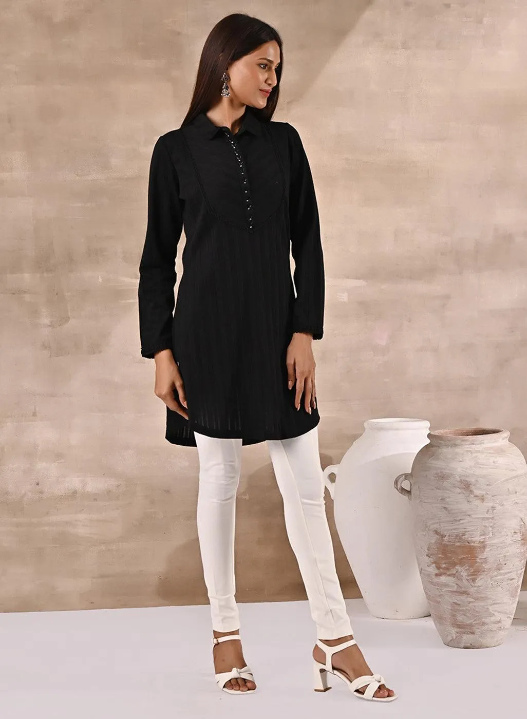 Black Textured Full Sleeve Kurti