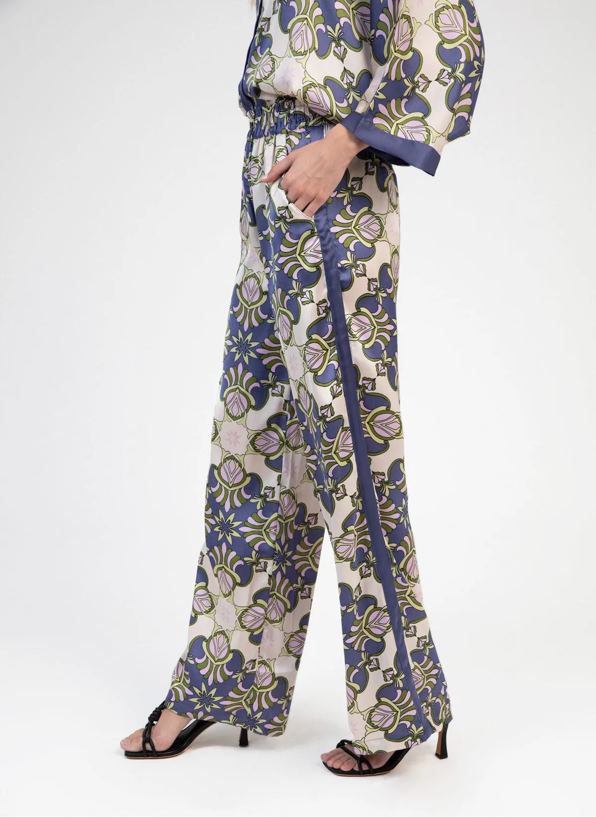 CHIC FLORAL PANTS