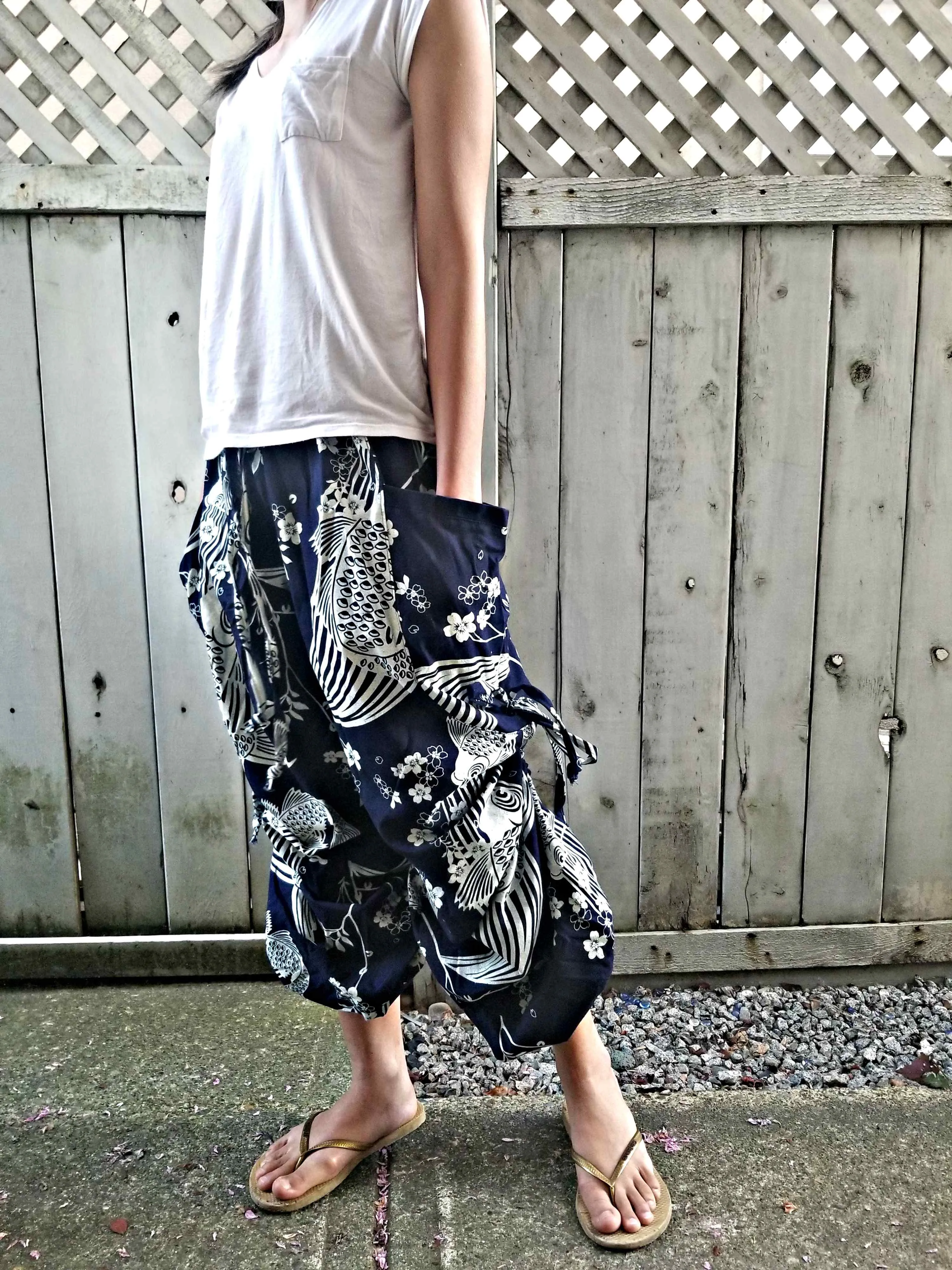 Waves Sakura (INDIGO)Koi Comfy Pants